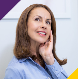 paciente feliz despues de blaferoplastia