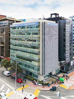 fachada clinica 100