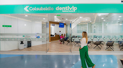 fachada dentivip plaza central